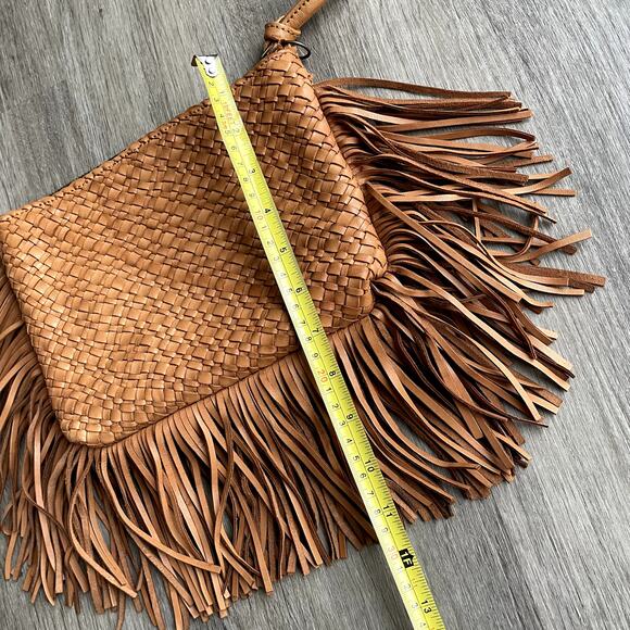 En Shalla Fridge Wristlet Bag - Picture 3 of 4